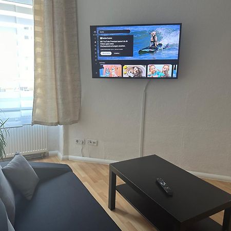 Helles Apartment Am Elberadweg ماغديبورغ المظهر الخارجي الصورة